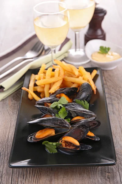 Maritime Soirée beim Franzosen – Moules et Frites et dáutres choses mit Pippo